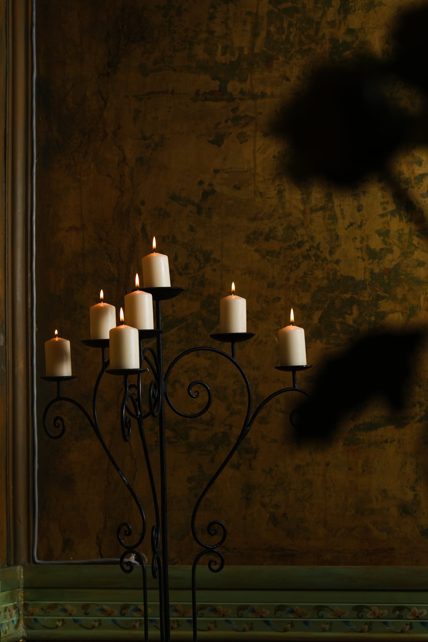 quiet-candle-room
